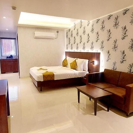 Hotel Madhuban Silvassa Exteriér fotografie