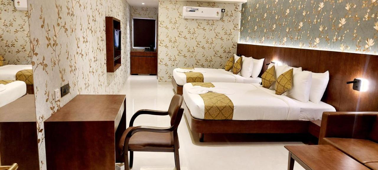 Hotel Madhuban Silvassa Exteriér fotografie