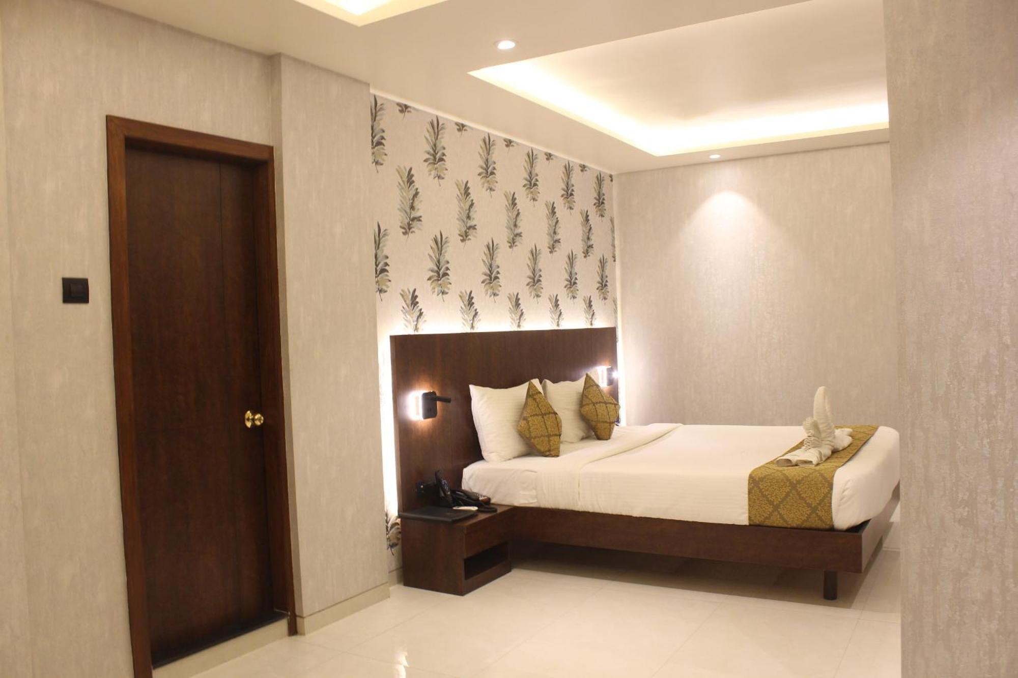Hotel Madhuban Silvassa Exteriér fotografie
